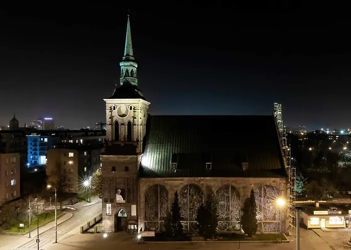 Exclusive With Parking, Air Conditioning And A Rooftop Terrace In The Centre Of By Renters Prestige