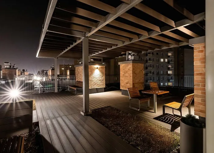 Lägenhet Exclusive With Parking, Air Conditioning And A Rooftop Terrace In The Centre Of By Renters Prestige *