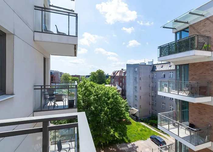 Lägenhet Exclusive With Parking, Air Conditioning And A Rooftop Terrace In The Centre Of By Renters Prestige