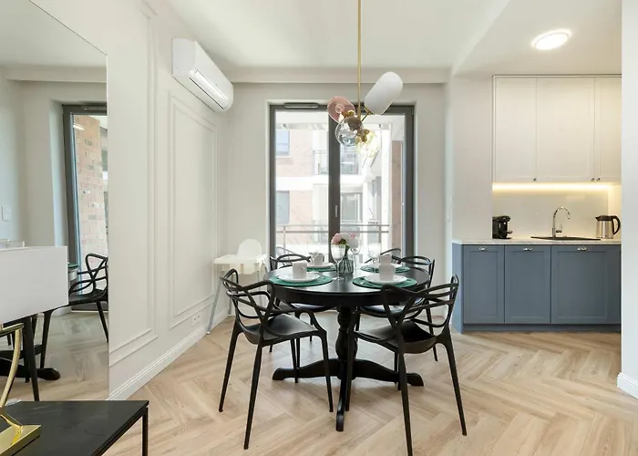 Lägenhet Exclusive With Parking, Air Conditioning And A Rooftop Terrace In The Centre Of By Renters Prestige