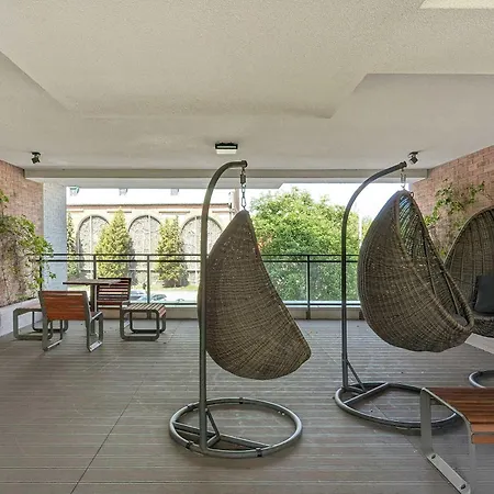 Exclusive With Parking, Air Conditioning And A Rooftop Terrace In The Centre Of By Renters Prestige Apartman *