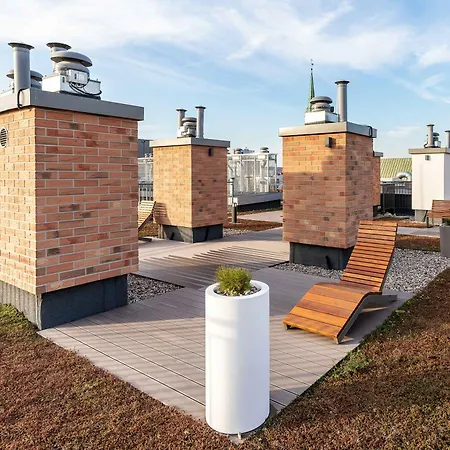 Exclusive With Parking, Air Conditioning And A Rooftop Terrace In The Centre Of By Renters Prestige Apartman *