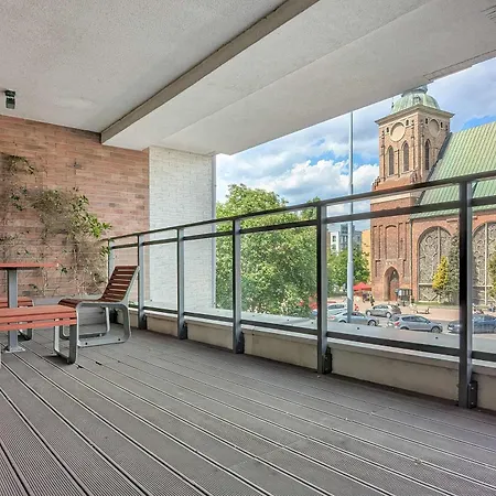 Exclusive With Parking, Air Conditioning And A Rooftop Terrace In The Centre Of By Renters Prestige Apartman Gdańsk
